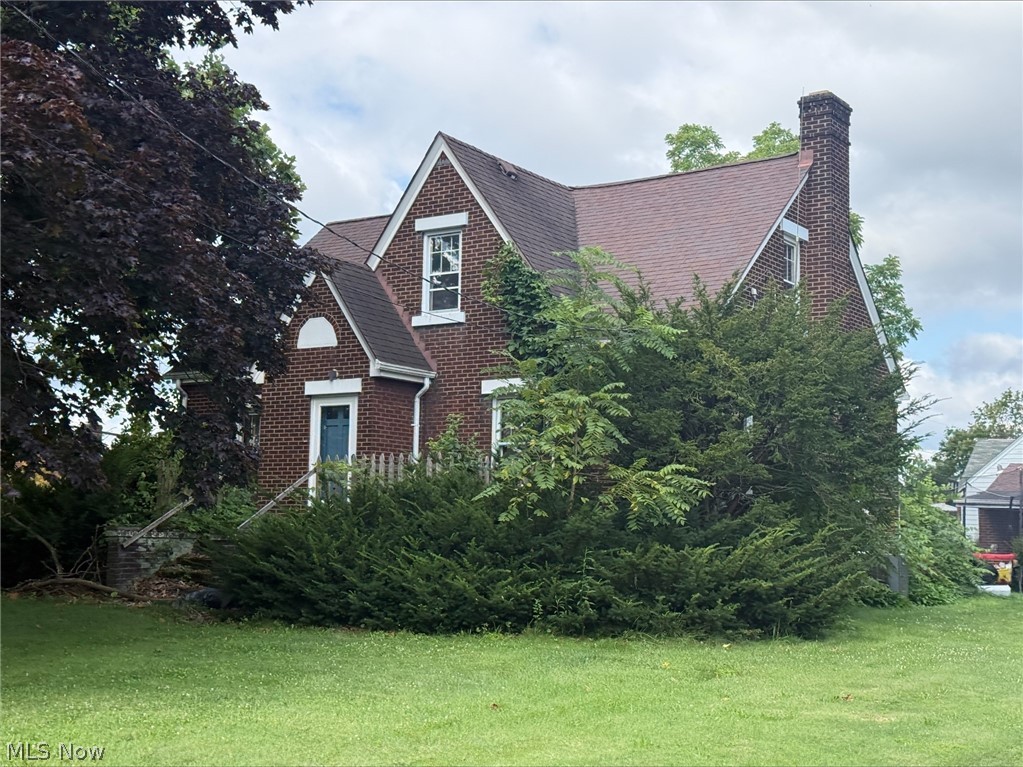 800 Tenney Avenue Campbell OH 44405