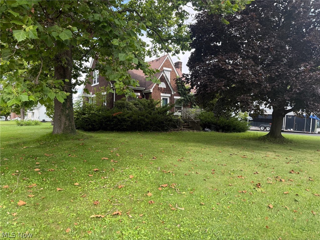 800 Tenney Avenue Campbell OH 44405