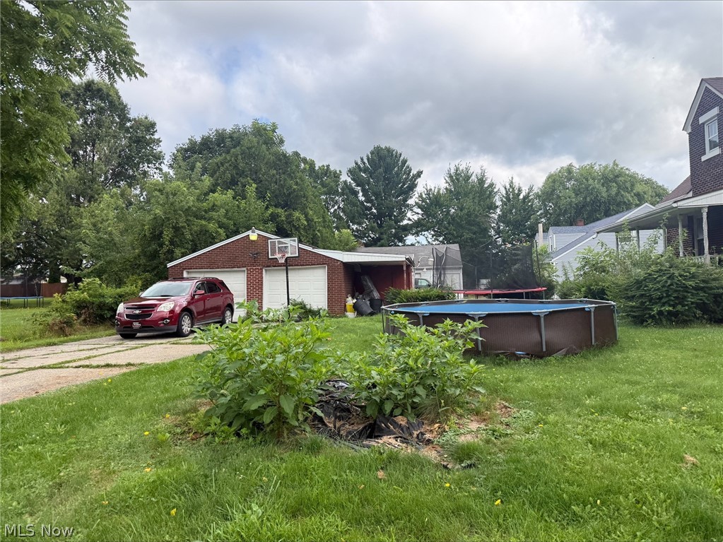 800 Tenney Avenue Campbell OH 44405