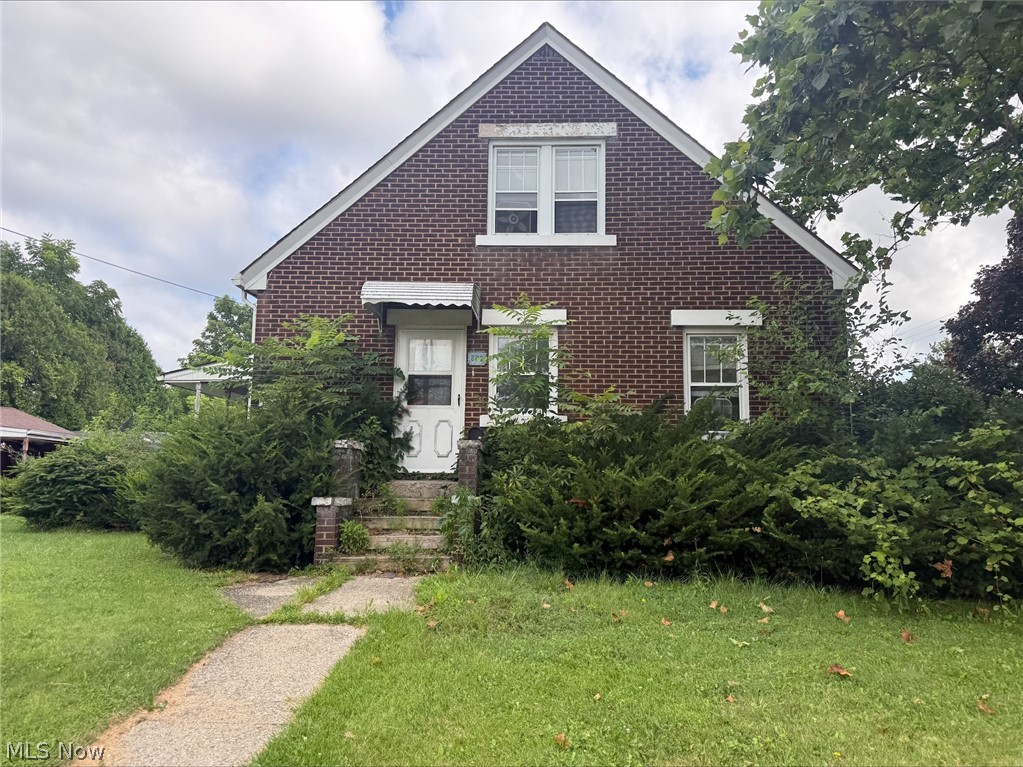 800 Tenney Avenue Campbell OH 44405