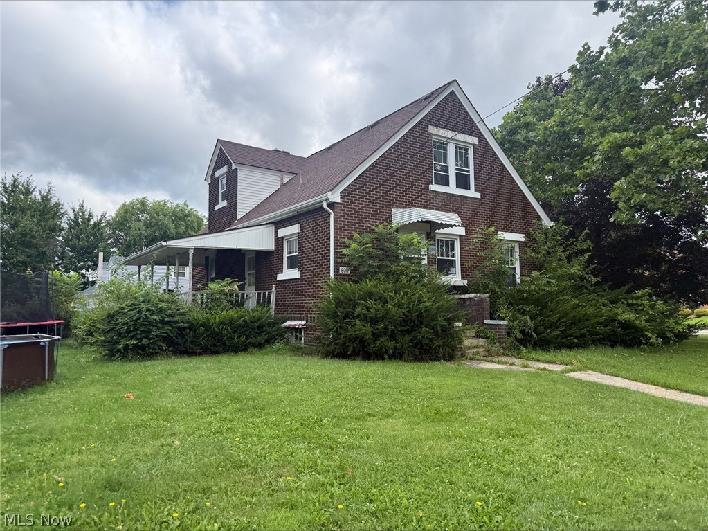 800 Tenney Avenue Campbell OH 44405