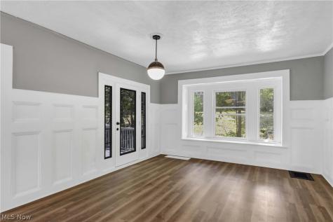 2231 Bellfield Avenue Cleveland Heights OH 44106