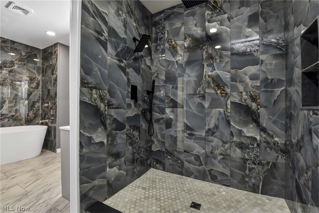 2231 Bellfield Avenue Cleveland Heights OH 44106