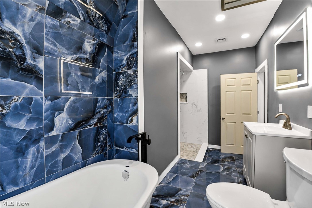 2231 Bellfield Avenue Cleveland Heights OH 44106