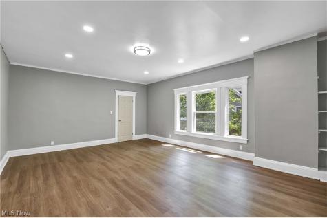 2231 Bellfield Avenue Cleveland Heights OH 44106