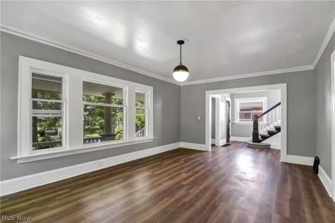 2231 Bellfield Avenue Cleveland Heights OH 44106