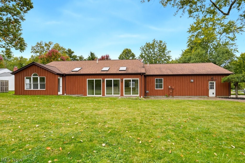 6907 Elmwood Drive Solon OH 44139