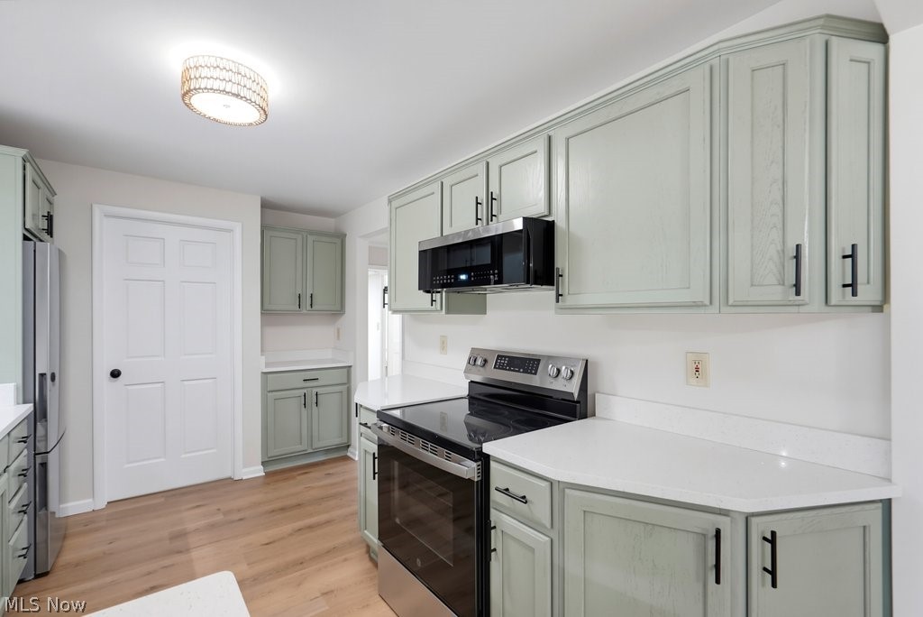 6907 Elmwood Drive Solon OH 44139