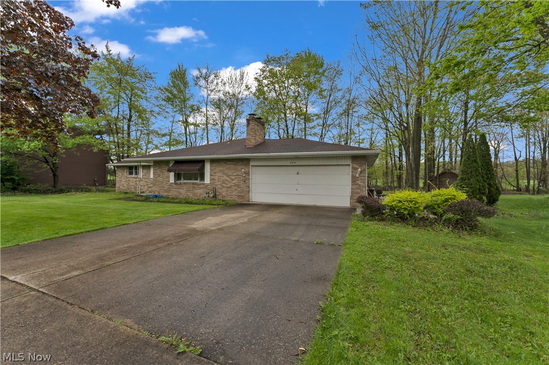 306 S Colonial Drive Cortland OH 44410