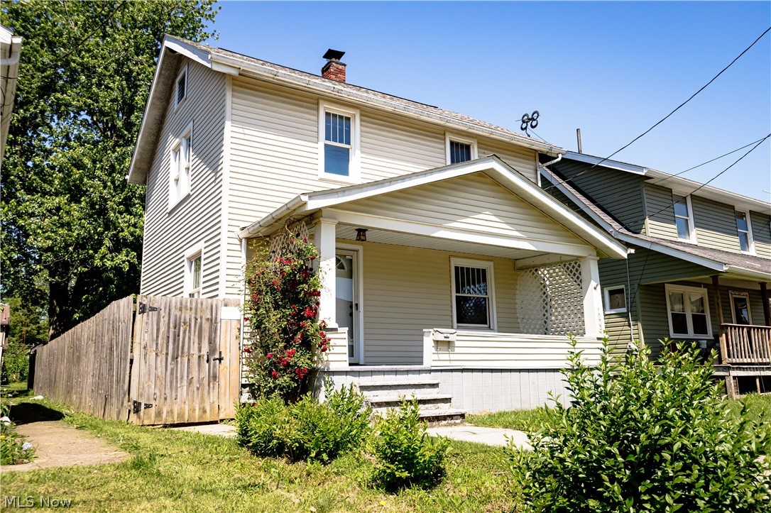 1209 Roslyn Avenue SW Canton OH 44710