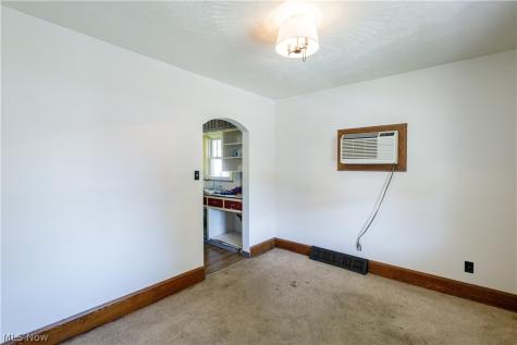 1209 Roslyn Avenue SW Canton OH 44710