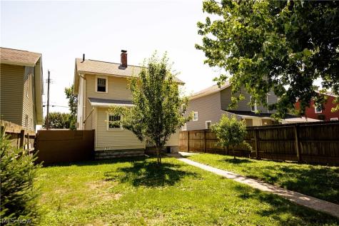 1209 Roslyn Avenue SW Canton OH 44710