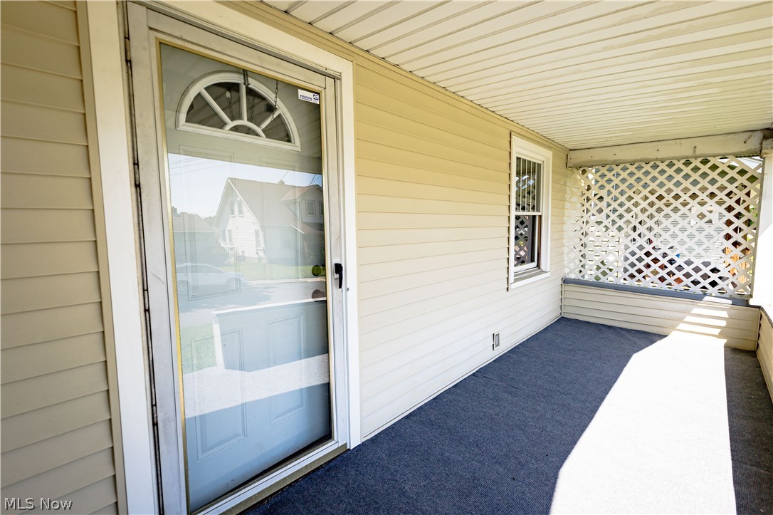 1209 Roslyn Avenue SW Canton OH 44710