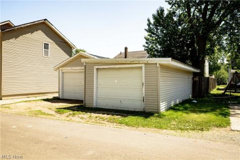 1209 Roslyn Avenue SW Canton OH 44710