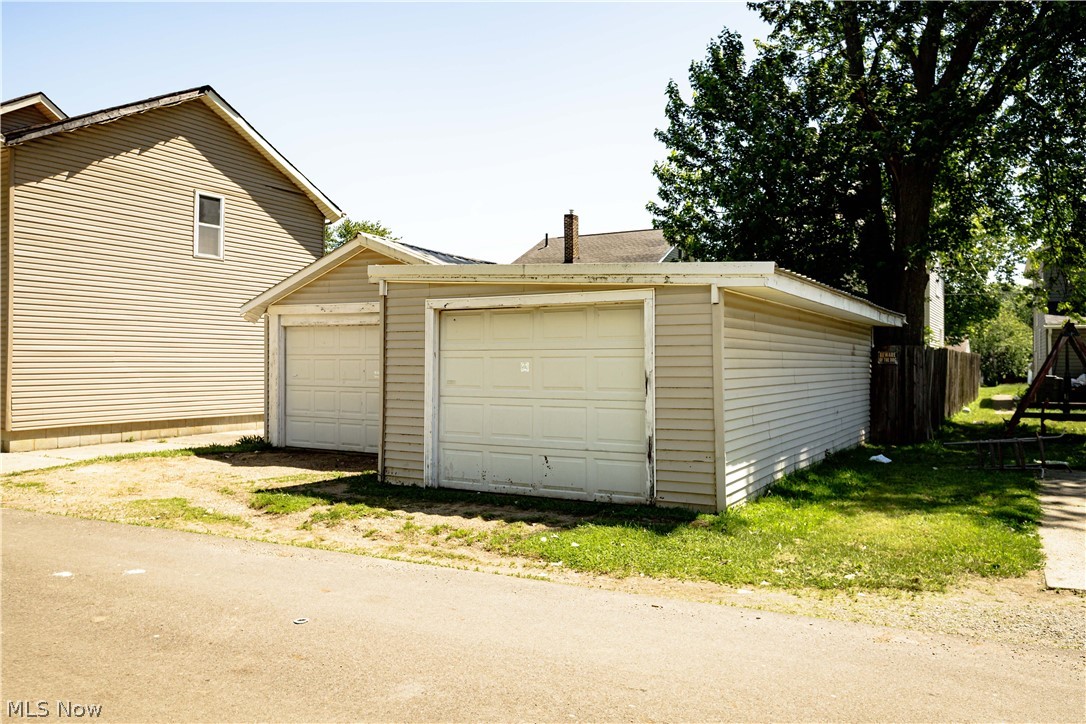 1209 Roslyn Avenue SW Canton OH 44710
