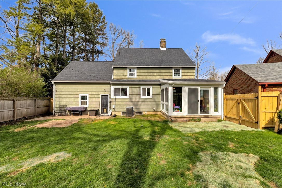 379 Edgewood Road Mansfield OH 44907