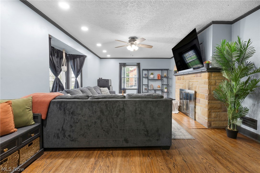 379 Edgewood Road Mansfield OH 44907
