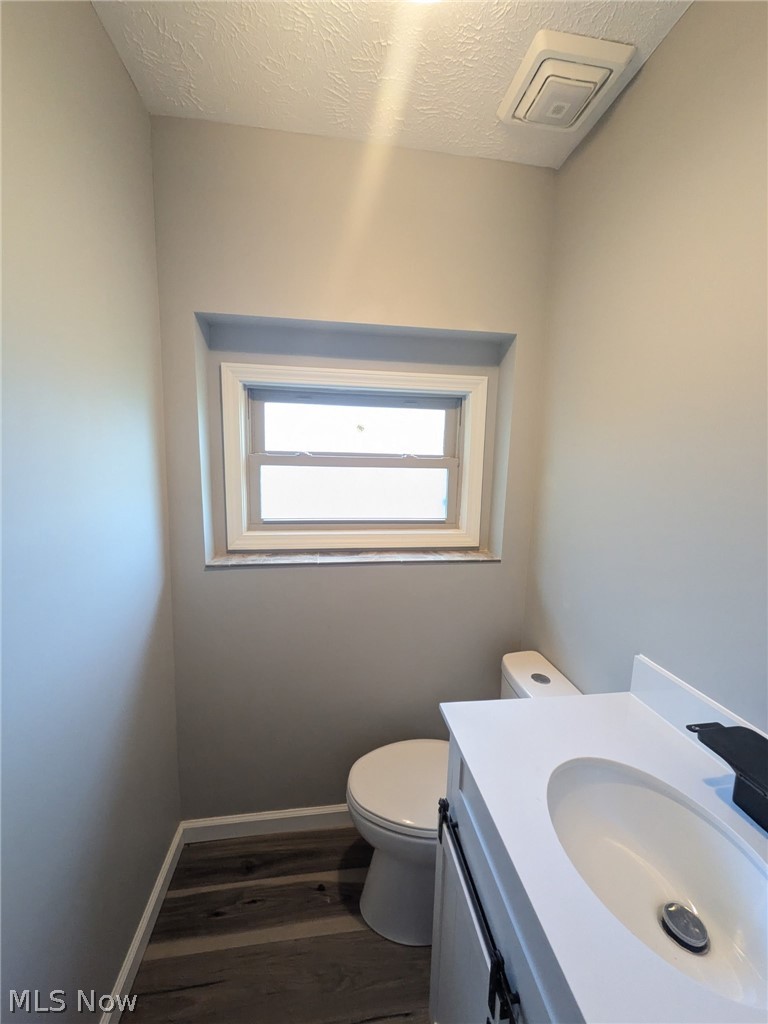 351 Essex Road Vermilion OH 44089
