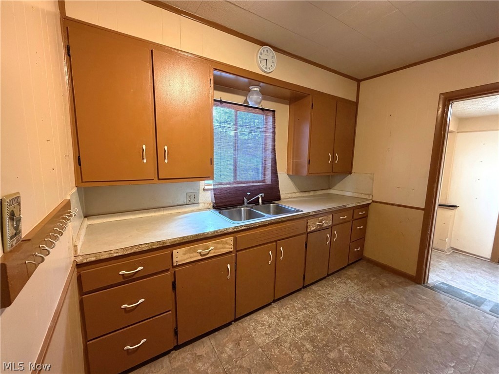 924 Concord Avenue Akron OH 44306