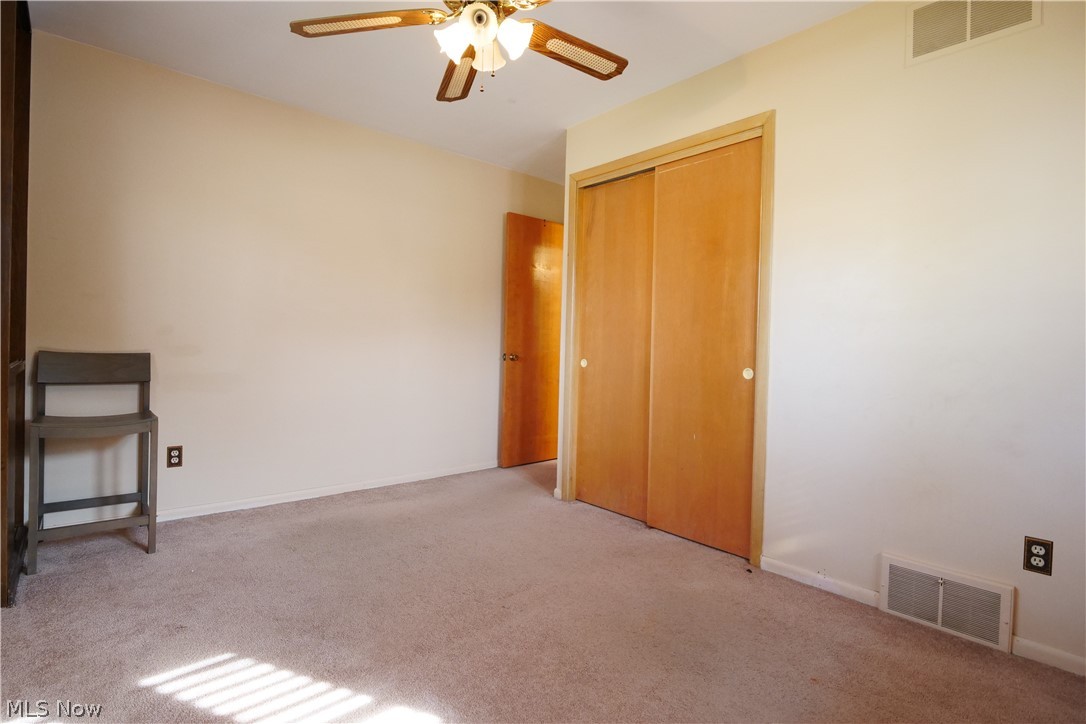 7239 Oakwood Road Parma OH 44130
