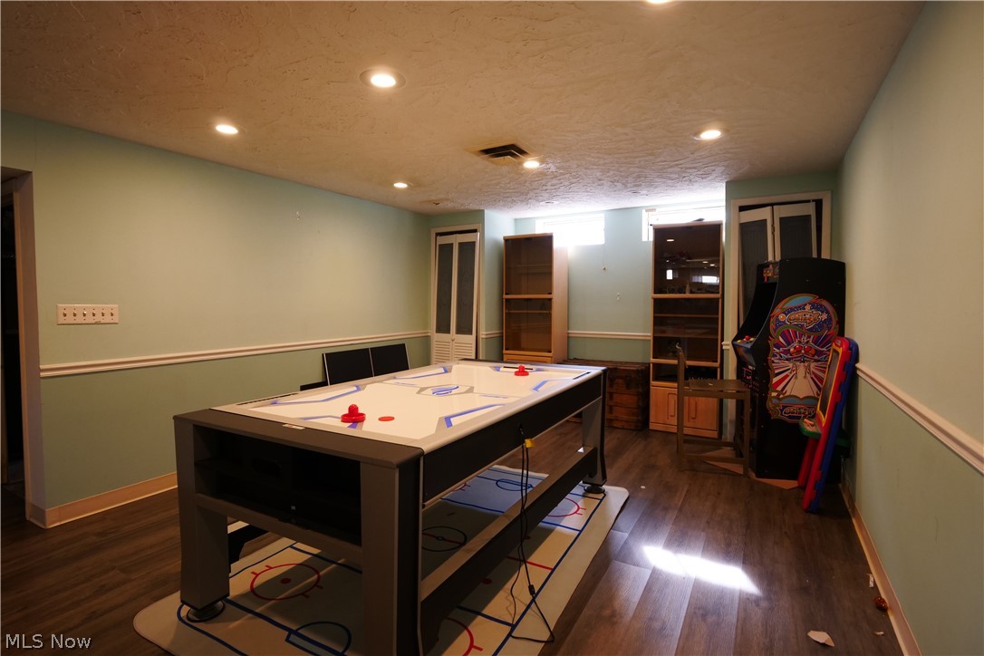 7239 Oakwood Road Parma OH 44130