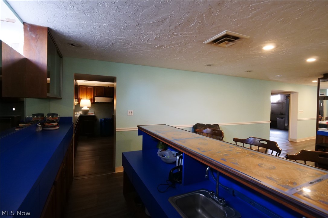7239 Oakwood Road Parma OH 44130