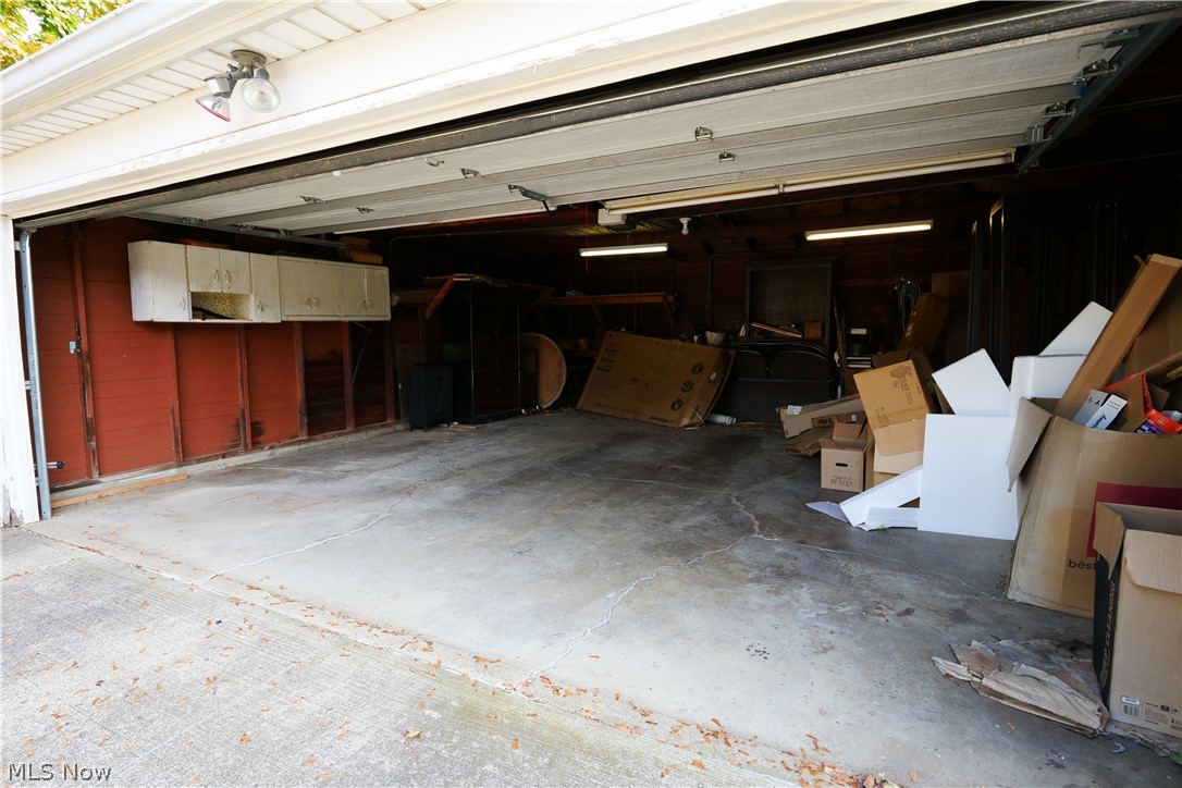 7239 Oakwood Road Parma OH 44130