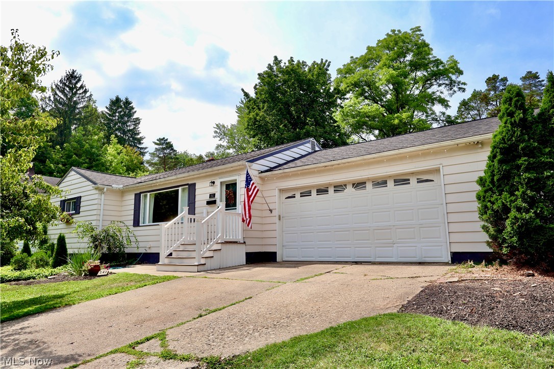 241 High Street Chagrin Falls OH 44022