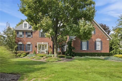 8650 Treetop Trail Broadview Heights OH 44147