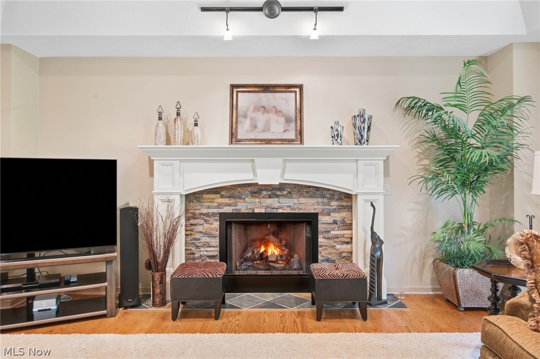 8650 Treetop Trail Broadview Heights OH 44147