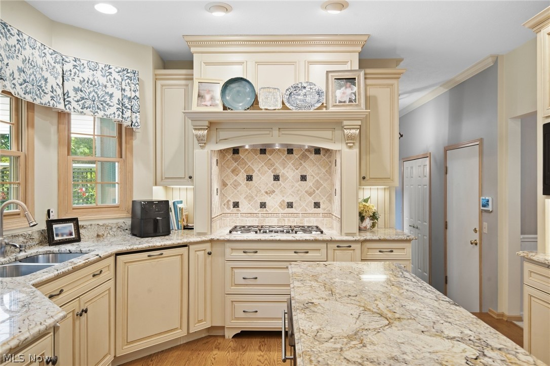 8650 Treetop Trail Broadview Heights OH 44147