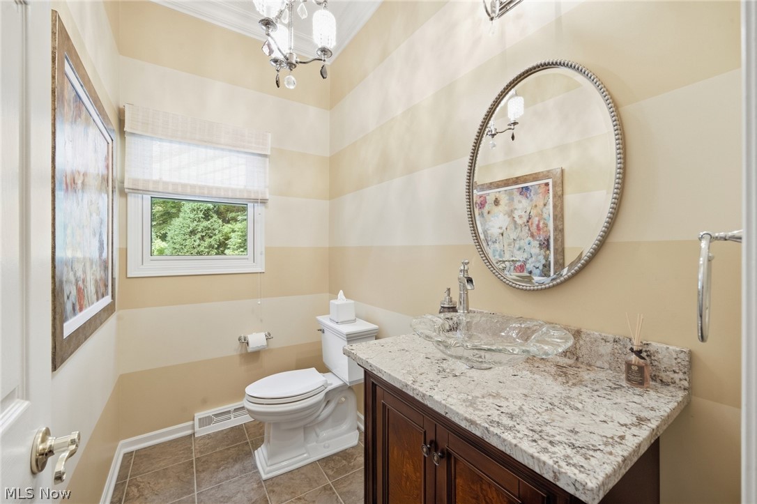 8650 Treetop Trail Broadview Heights OH 44147