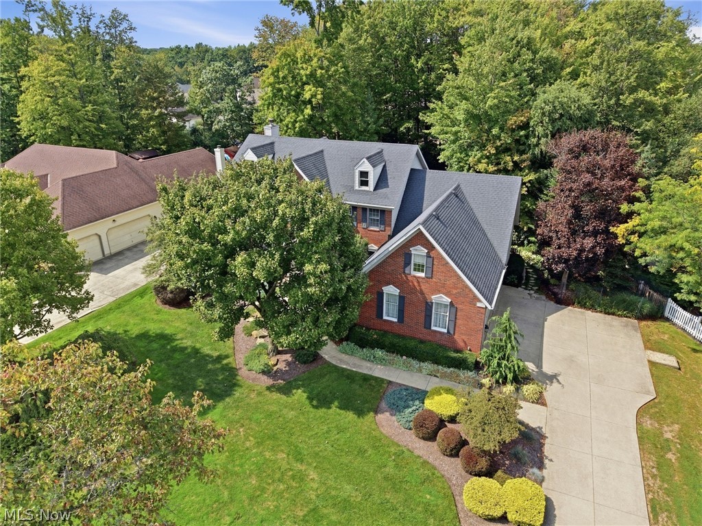 8650 Treetop Trail Broadview Heights OH 44147