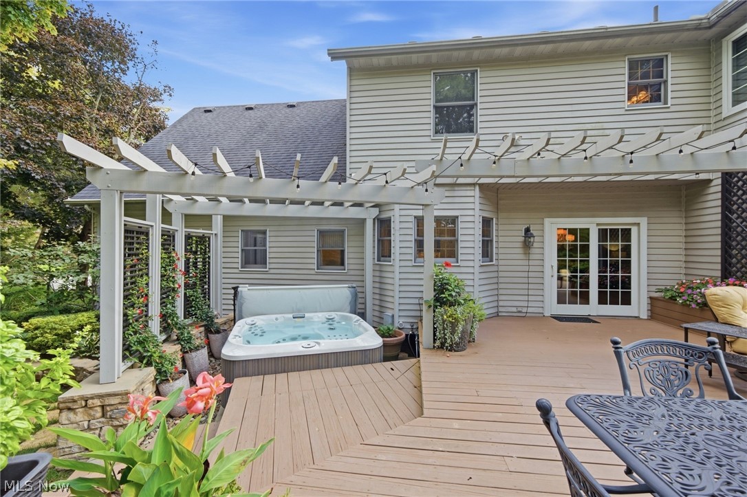 8650 Treetop Trail Broadview Heights OH 44147