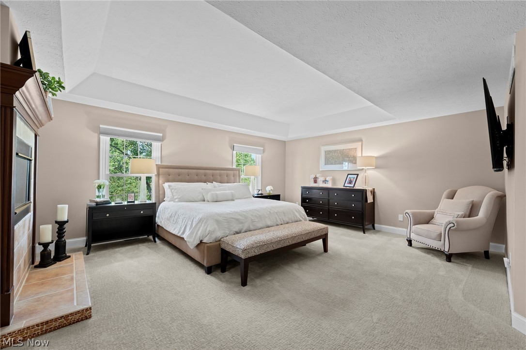 215 Beaumont Trail Aurora OH 44202
