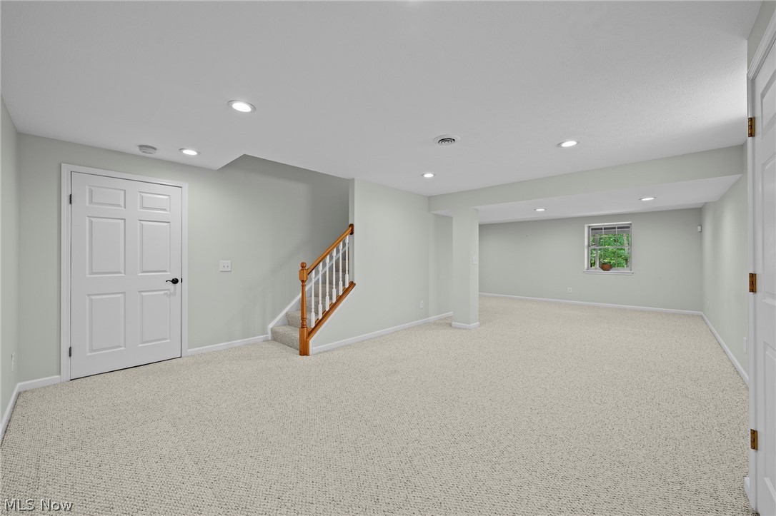 215 Beaumont Trail Aurora OH 44202
