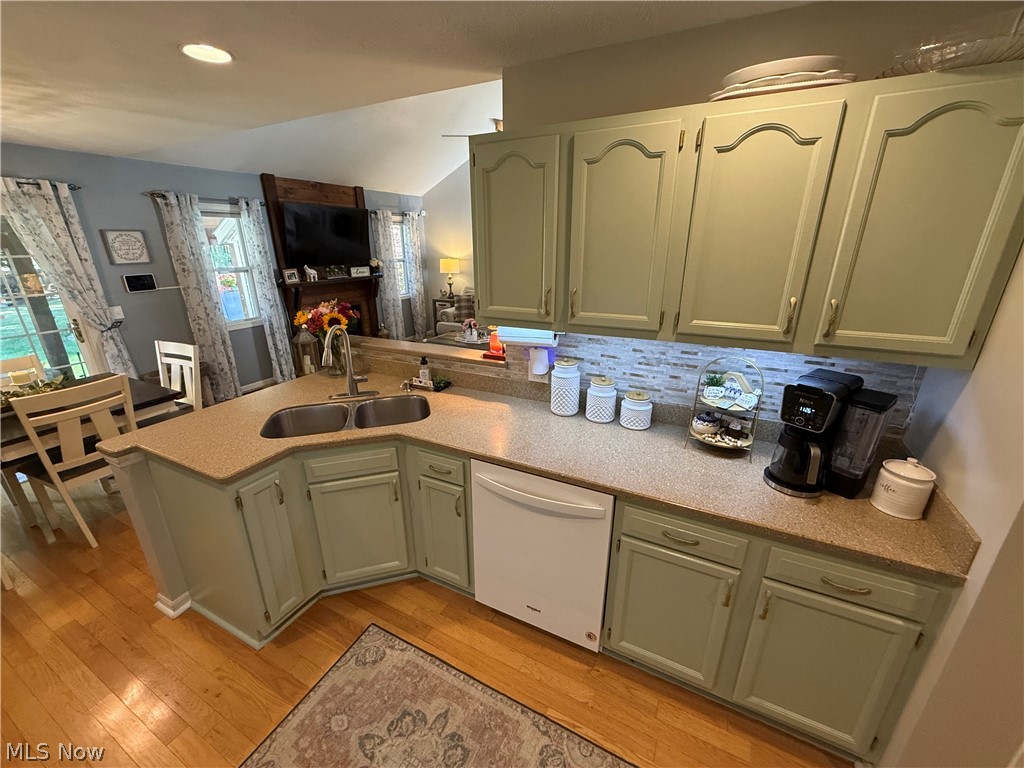 320 Kent Street Wellington OH 44090