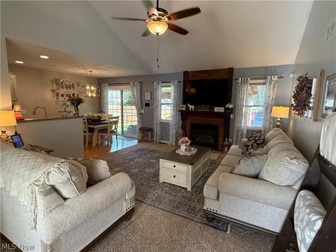 320 Kent Street Wellington OH 44090