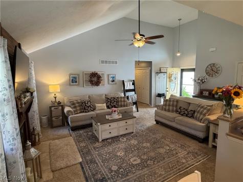 320 Kent Street Wellington OH 44090