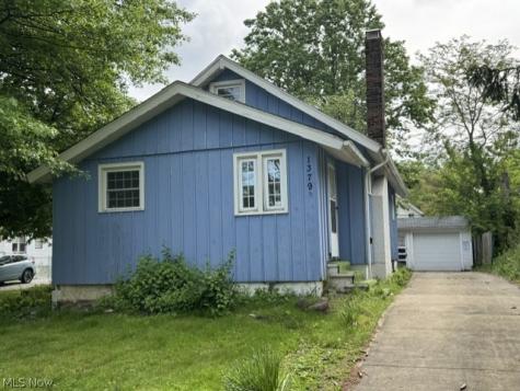 1379 E 219th Street Euclid OH 44117