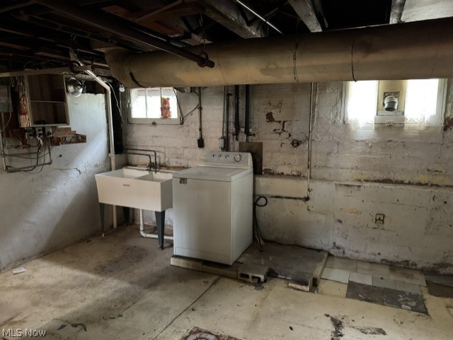 1379 E 219th Street Euclid OH 44117