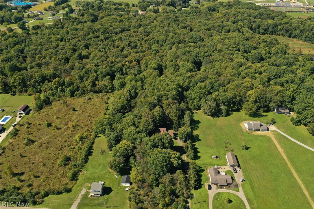 11590 Detwiler Columbiana OH 44408