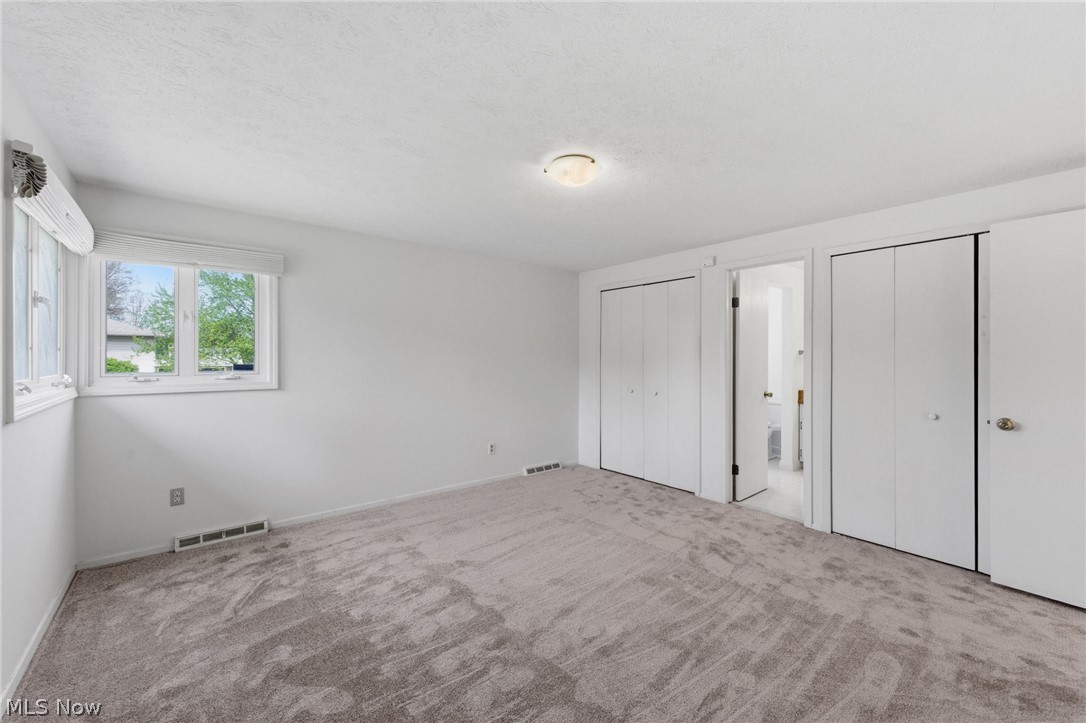 33276 Tallyho Drive Solon OH 44139
