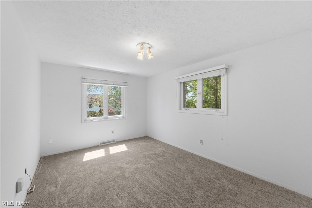 33276 Tallyho Drive Solon OH 44139