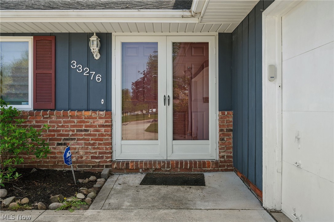 33276 Tallyho Drive Solon OH 44139