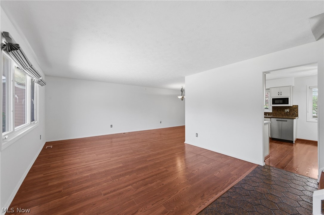 33276 Tallyho Drive Solon OH 44139