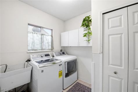 9764 Wainwright Terrace Olmsted Falls OH 44138