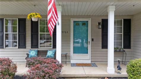 9764 Wainwright Terrace Olmsted Falls OH 44138