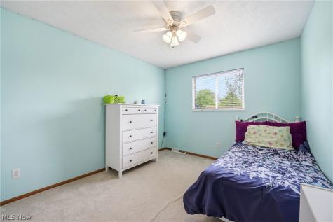 9764 Wainwright Terrace Olmsted Falls OH 44138