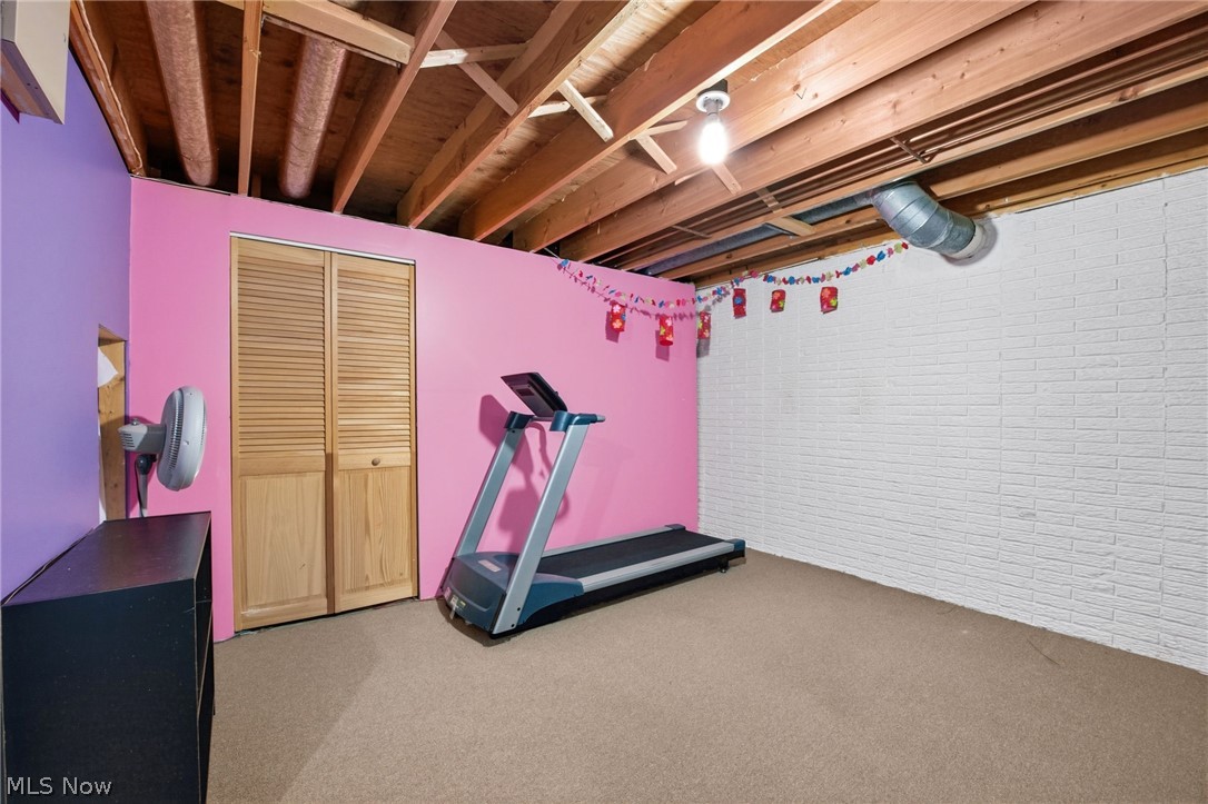 9764 Wainwright Terrace Olmsted Falls OH 44138